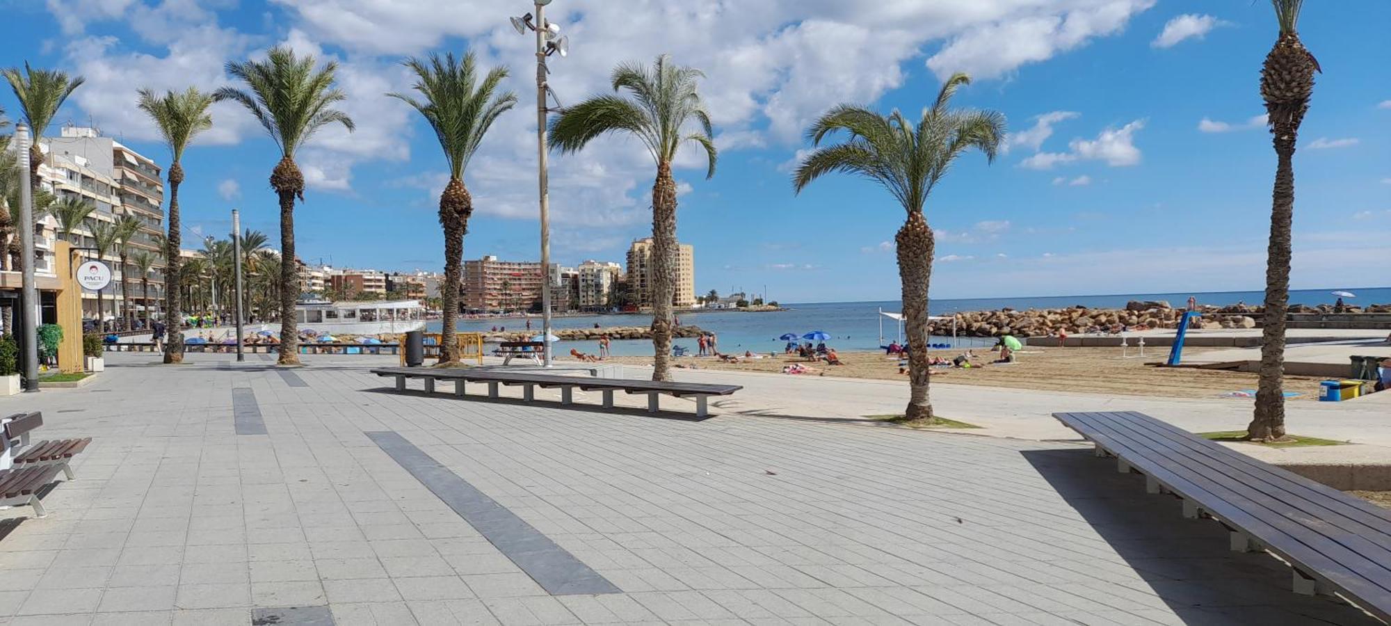 Apartment Los Locos Beach With Balcony And Wi-Fi Torrevieja Exterior photo